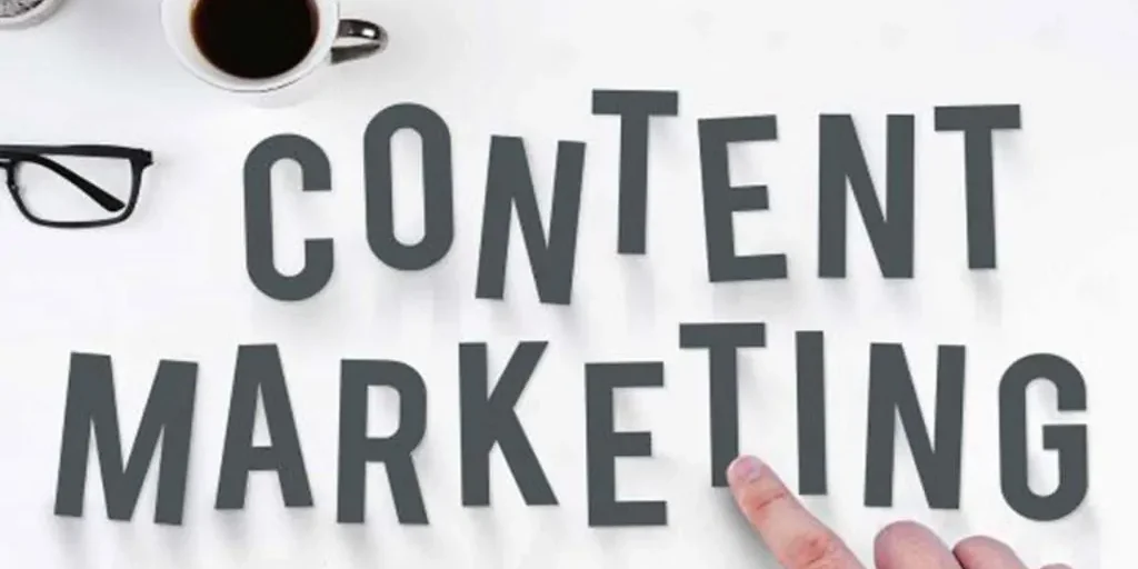 Grafik mit dem Text: Content Marketing